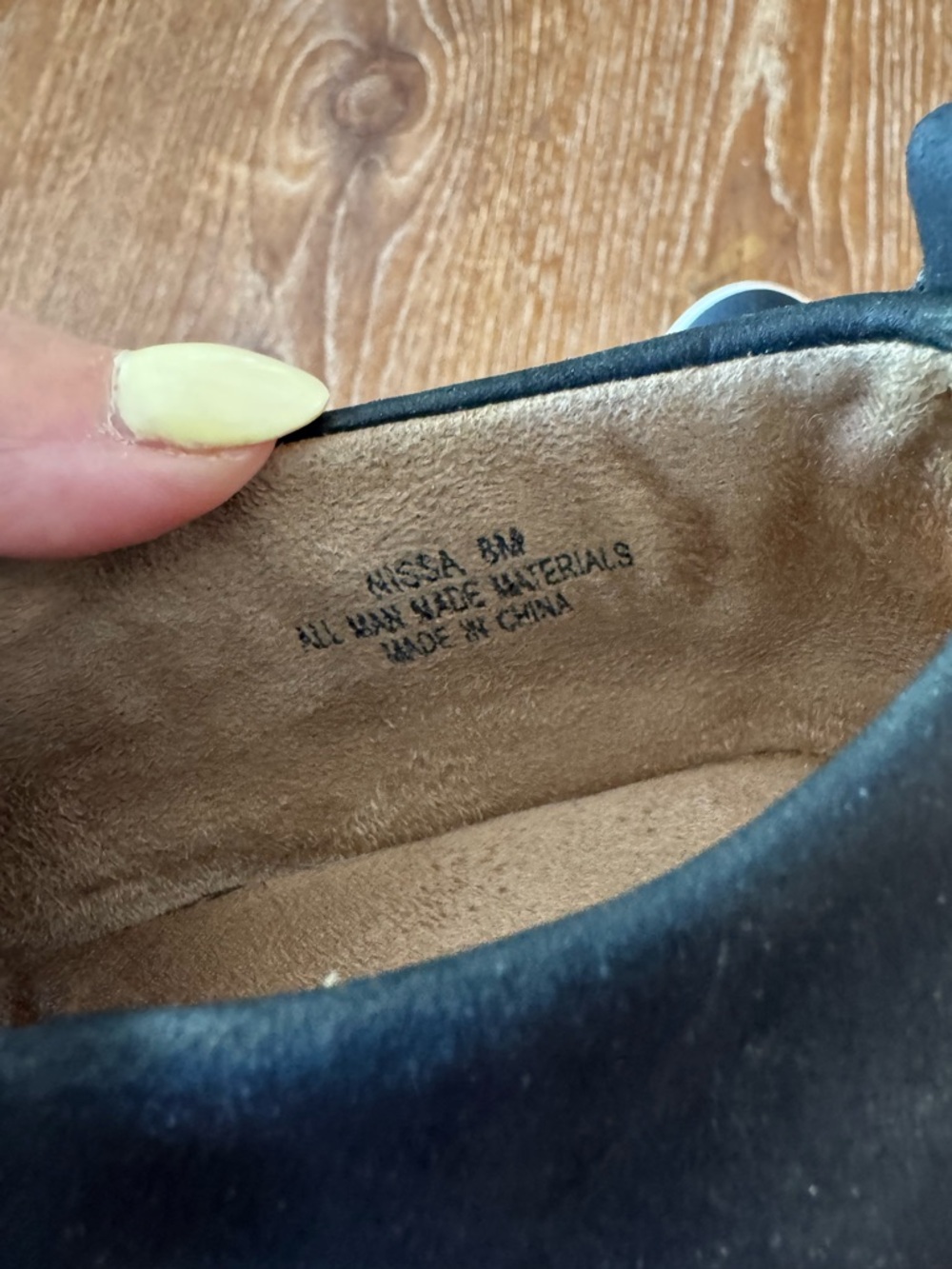 Cushionaire black Nissa slip on sneakers 8M - Picture 9 of 13